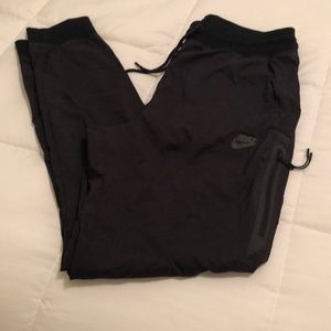 Nike wind breaker pants